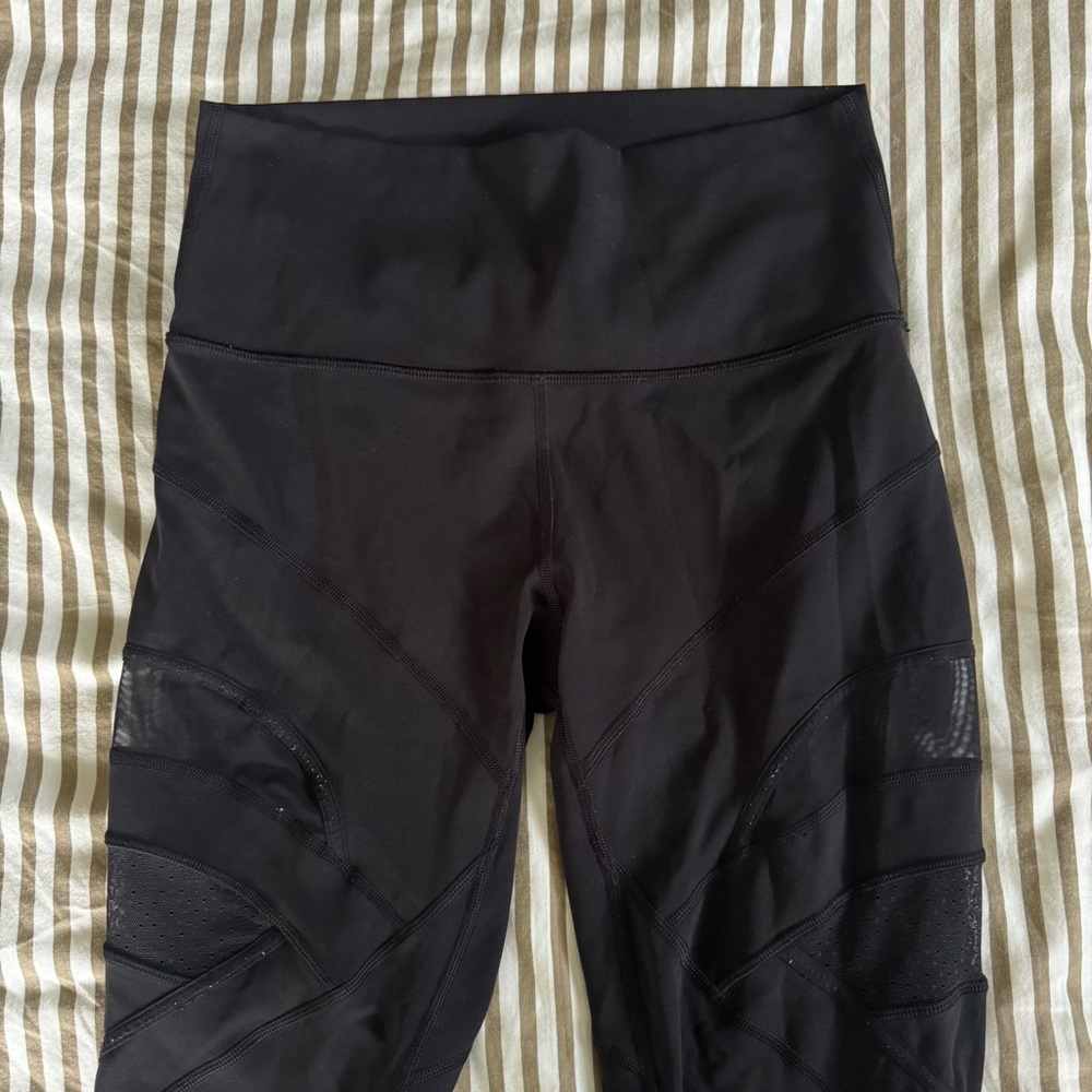 Lululemon Leggings with Mesh Detail - Picture 8 of 9
